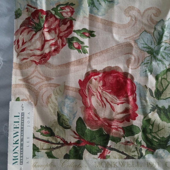 Vintage 1991 Monkwell Lee Jofa Lambourne Red Rose English Green 24"x24" Remnant - Picture 2 of 9